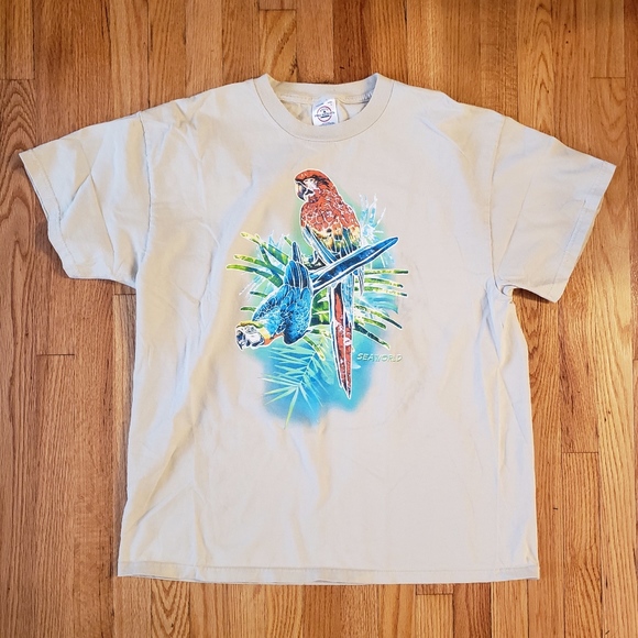 Sea World Other - Vintage Sea World Parrot shirt